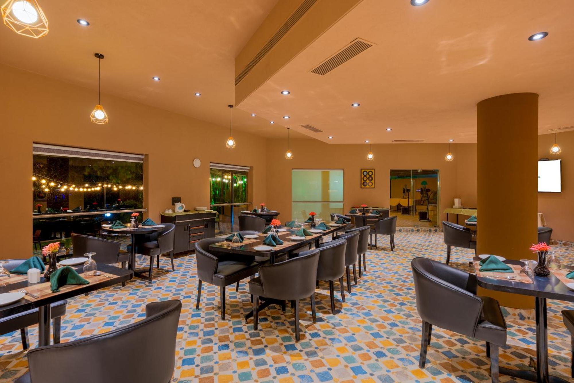 Ras Resort By Treat Silvassa Exterior photo