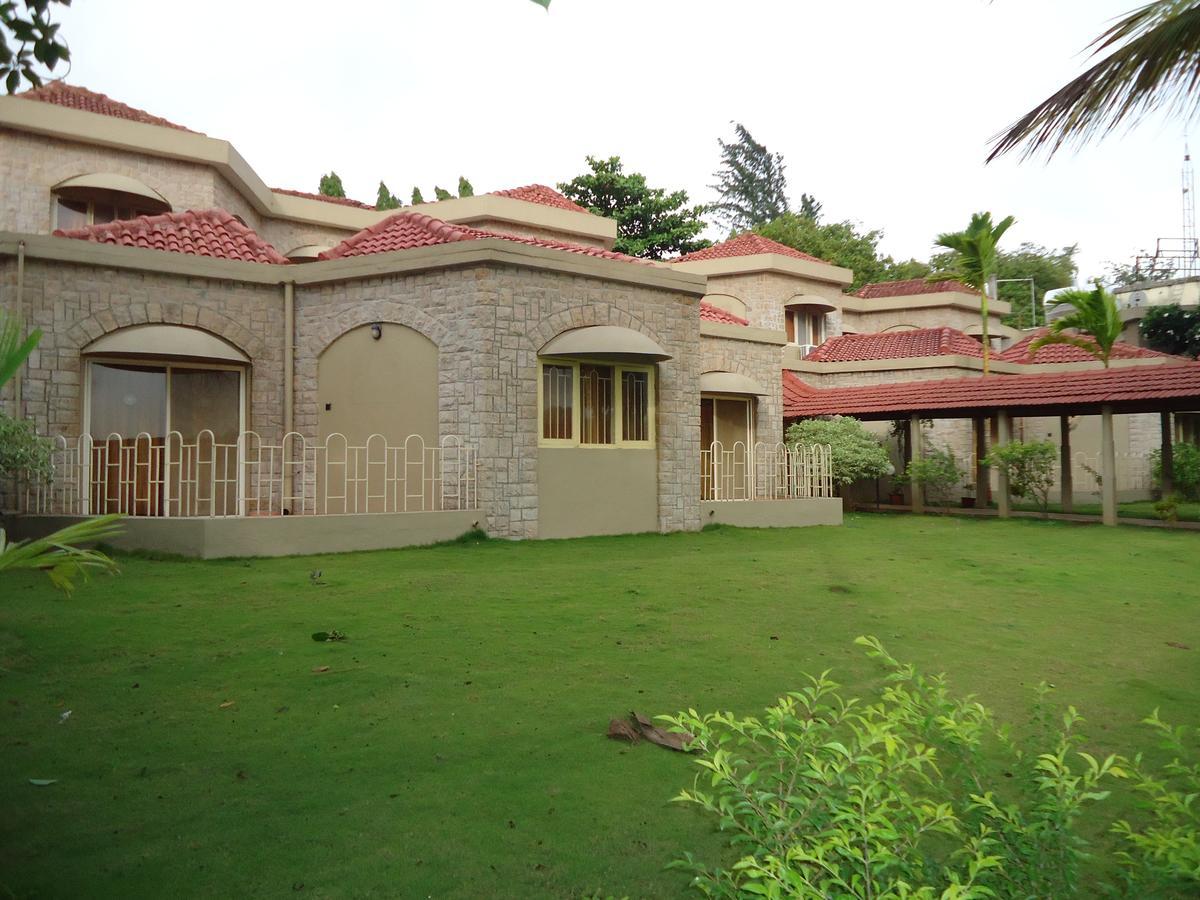 Ras Resort By Treat Silvassa Exterior photo