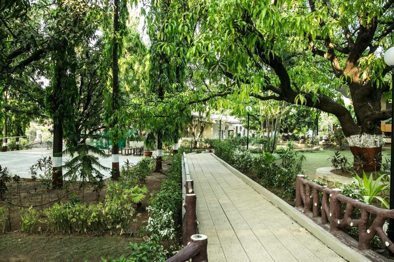 Ras Resort By Treat Silvassa Exterior photo